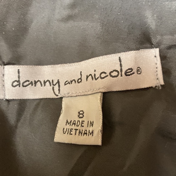 EUC Danny & Nicole Dress - Picture 10 of 11